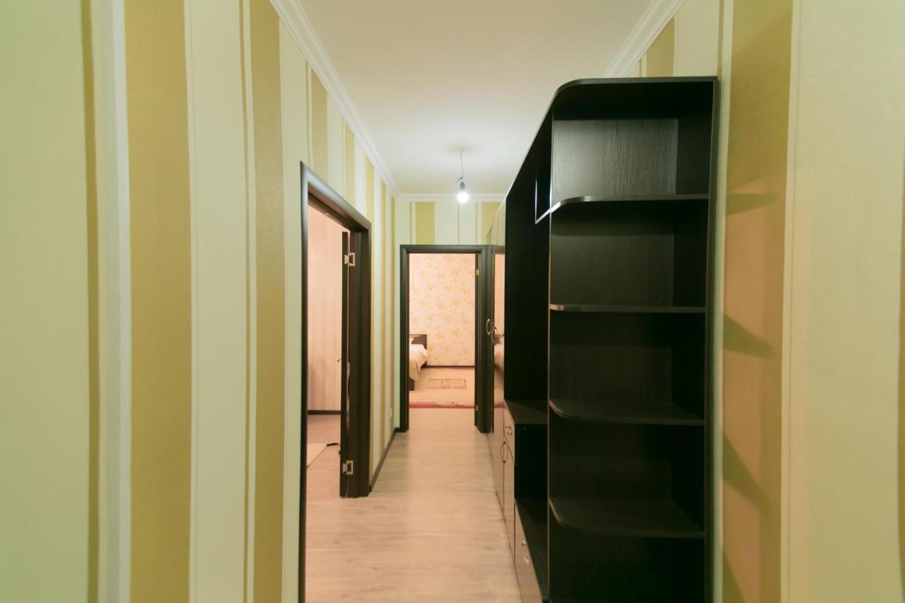 Cozy Apartment On Sarayshyq Street 5E Astana Exterior photo
