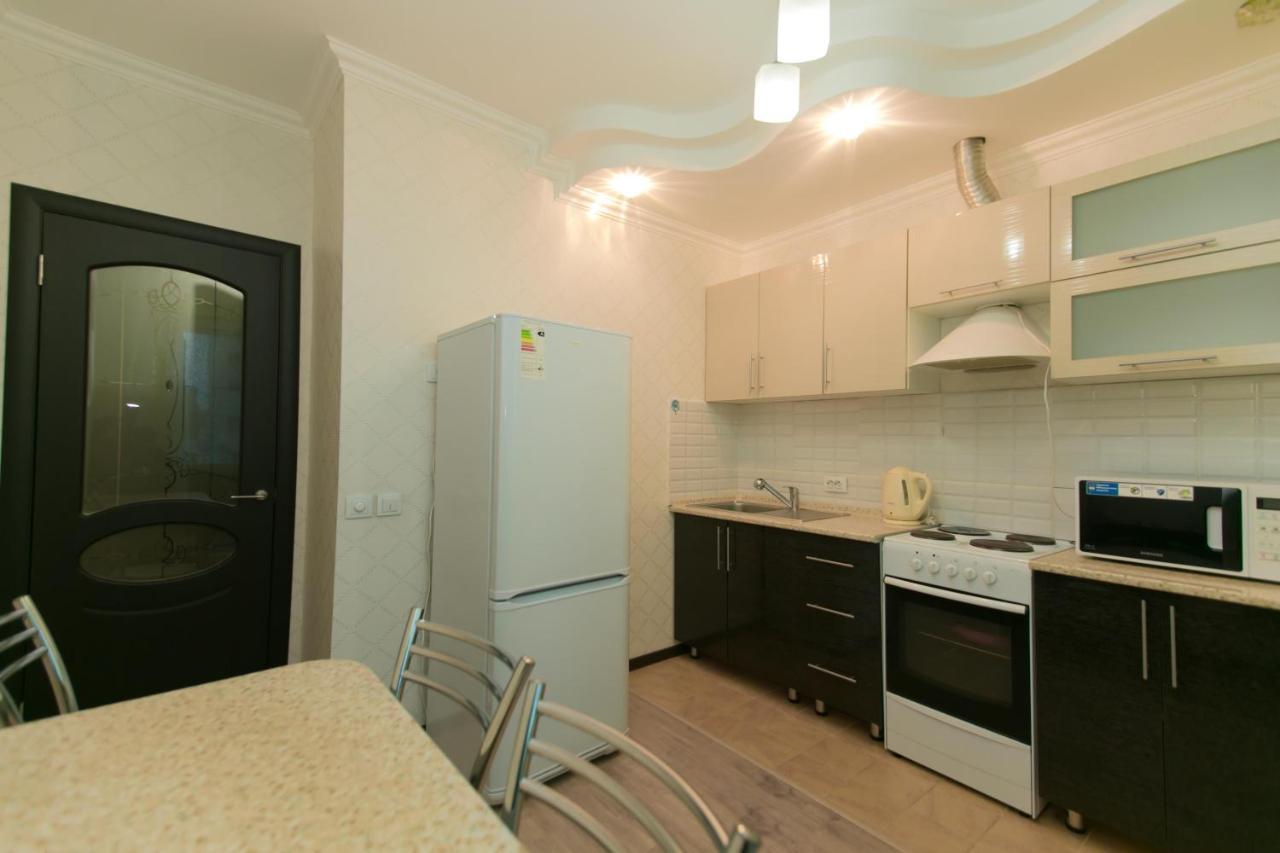Cozy Apartment On Sarayshyq Street 5E Astana Exterior photo