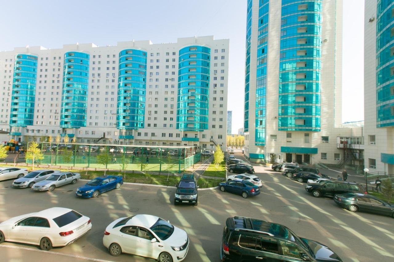 Cozy Apartment On Sarayshyq Street 5E Astana Exterior photo
