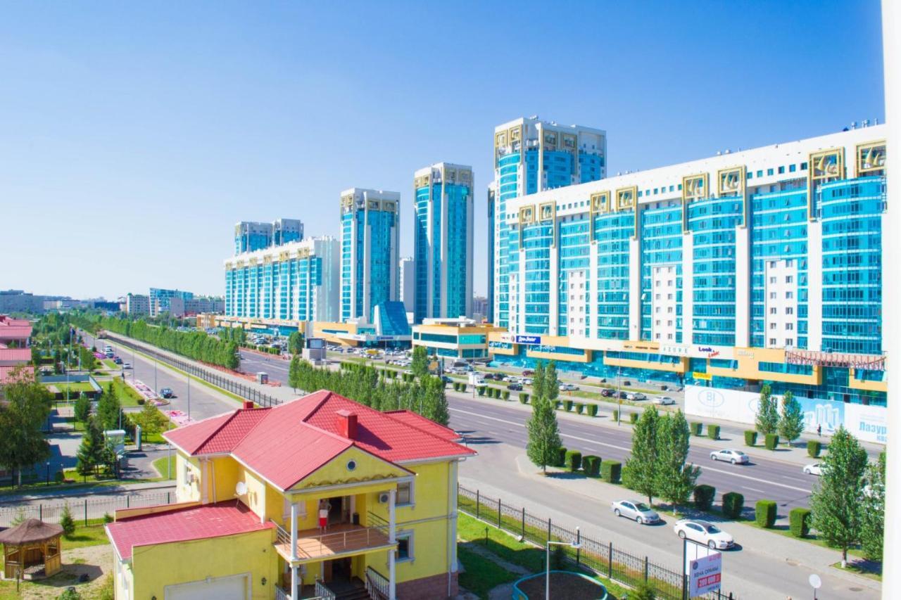Cozy Apartment On Sarayshyq Street 5E Astana Exterior photo